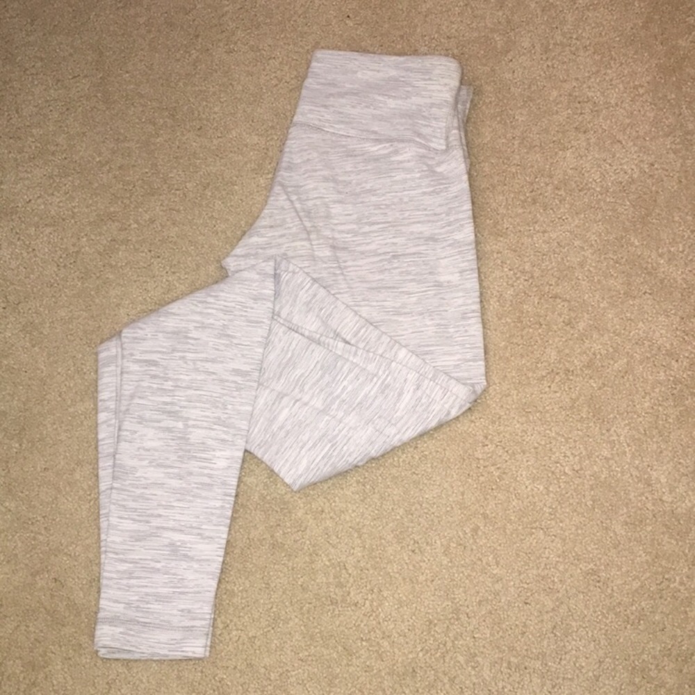 Lululemon wonder under leggings size 6